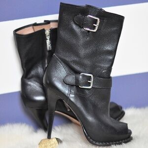 KORS MICHAEL KORS black leather buckle stiletto biker boots with peep toe 9.5